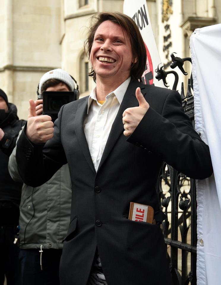 Alleged computer hacker Lauri Love celebrating his appeal victory outside the Royal Courts of Justice