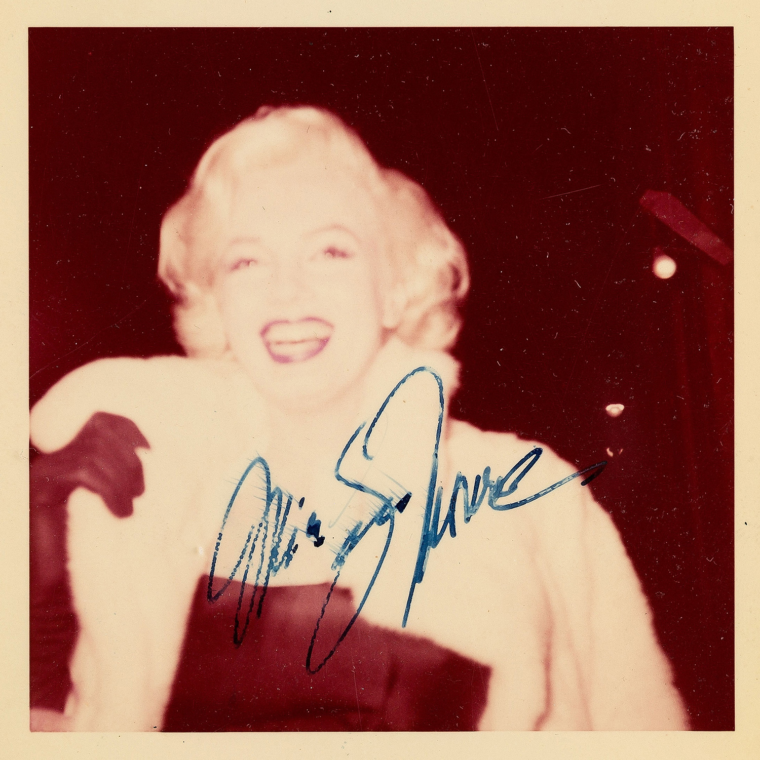 Pic: HeritageAuctions/BNPS Signed photo of Marilyn Monroe, from 1955. A trove of rare and never-seen-before snapshots of Hollywood legend Marilyn Monroe have emerged for sale from the collection of a superfan who spent years following the star. The collection of 183 pictures of the pin up were all taken around New York in the mid-1950s by superfan James Collins, a teenager who was a member of the 'Monroe 6'. The youngsters were such avid fans Monroe ended up knowing them all by name and allowed them special access to her to take countless photos and signed numerous autographs. Collins is now auctioning the 183 photos in 18 lots through Heritage Auctions in Dallas, Texas.