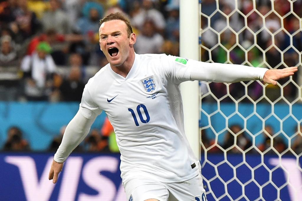  England fans have been calling for Roy Hodgson to drop Rooney