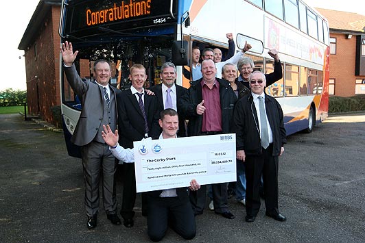 ...PIC SHOWS THE BUS DRIVERS WHO WON £38 MILLION ON THE LOTTERY AT A PRESS CONFERENCE IN CORBY,NORTHANTS O