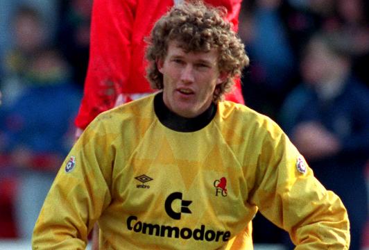  Dave Beasant attempted to control a bottle of salad