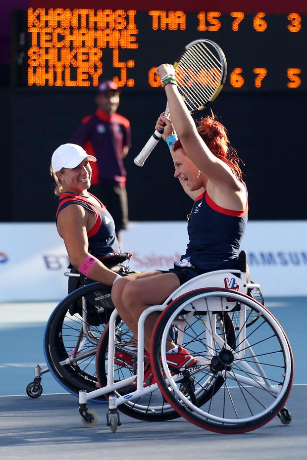  Jordanne Whiley (left) and Lucy Shuker celebrate their tennis bronze in 2012