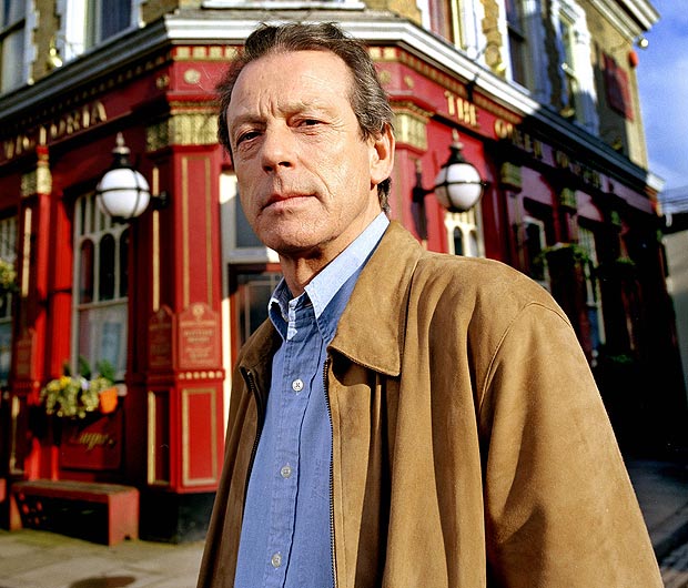 Leslie Grantham