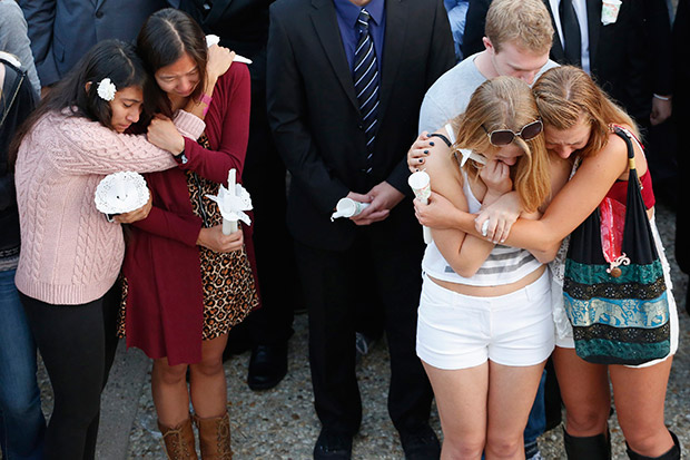 UC Santa Barbara students attend a candlelight vigil