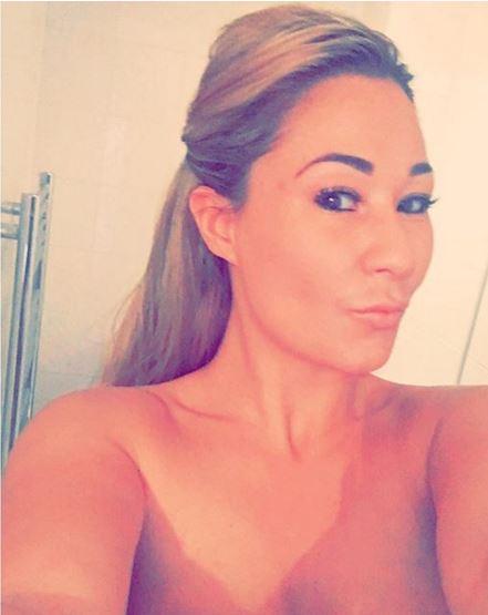  Nicole Peri, 30, took revenge on her ex by sending him sexy nude snaps