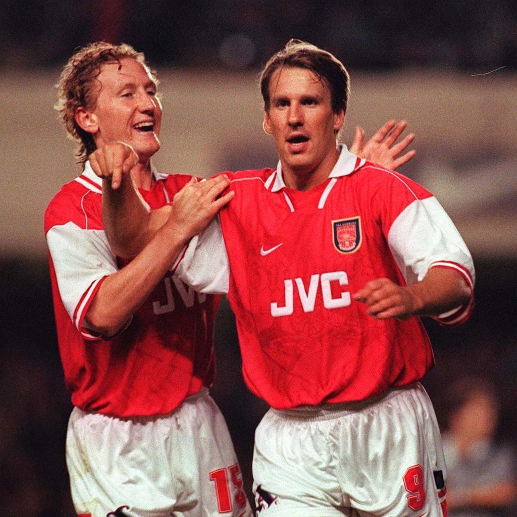  Ray Parlour and Paul Merson were roomates at Arsenal who passed the time betting on anything they could