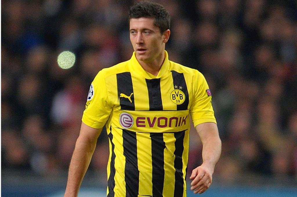  Robert Lewandowski is now one of the world's best strikers, and could have played for Blackburn