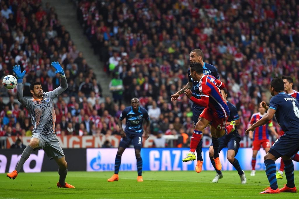 Thiago Alcantara's header makes it 1-0 to start Bayern Munich's comeback