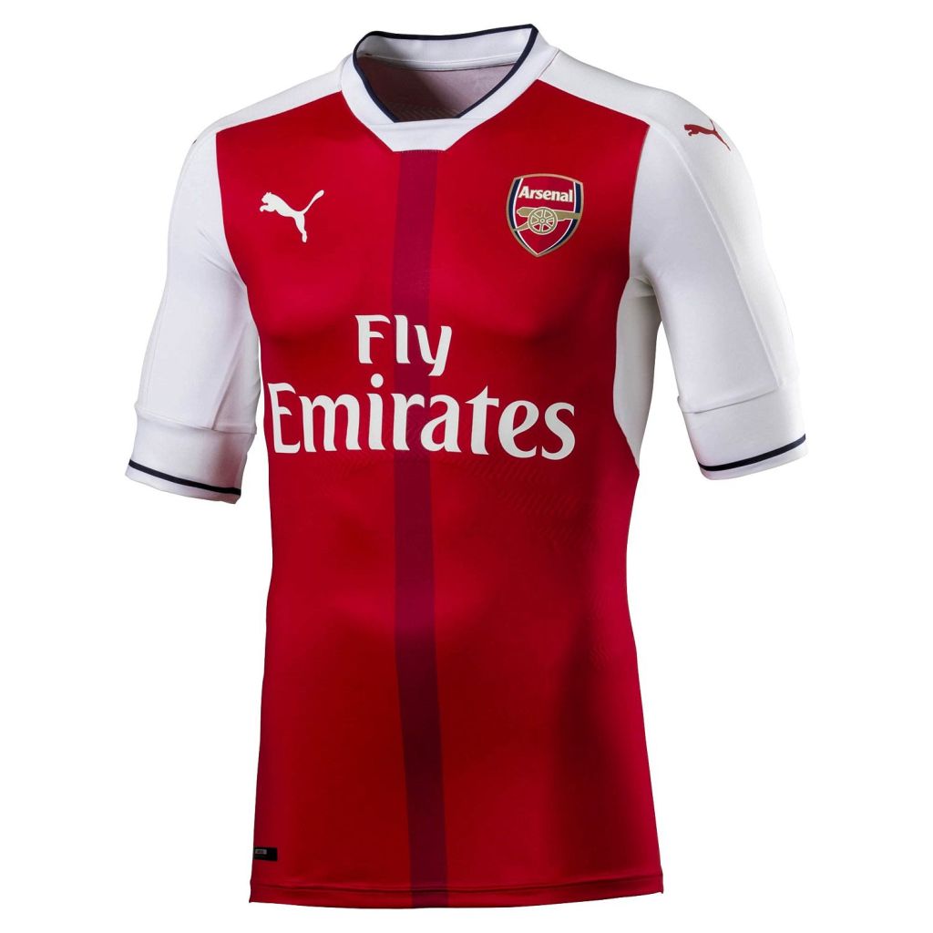  The new Puma-designed kit features a blend of modern and contemporary Arsenal styles