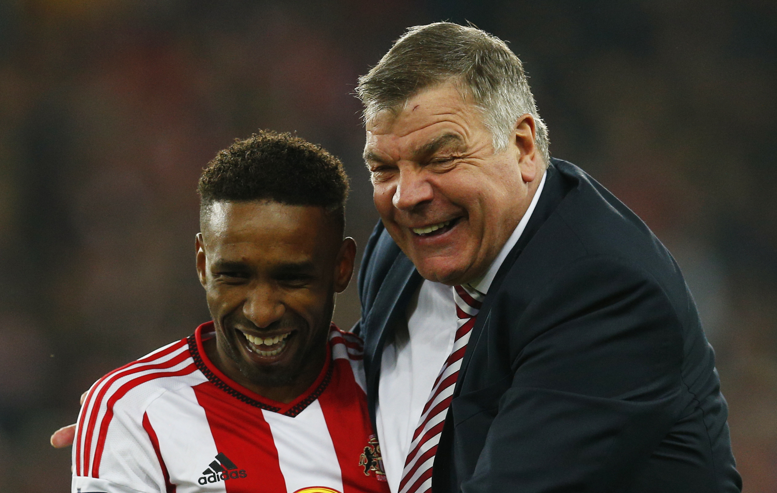 Sunderland's Jermain Defoe celebrates with manager Sam Allardyce after the game