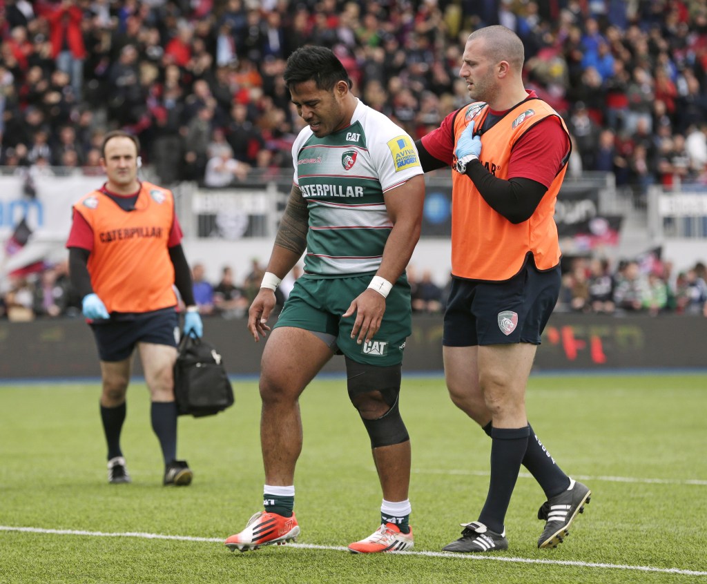  Manu Tuilagi gave Eddie Jones a headache over injuries after hobbling off with a pulled hamstring