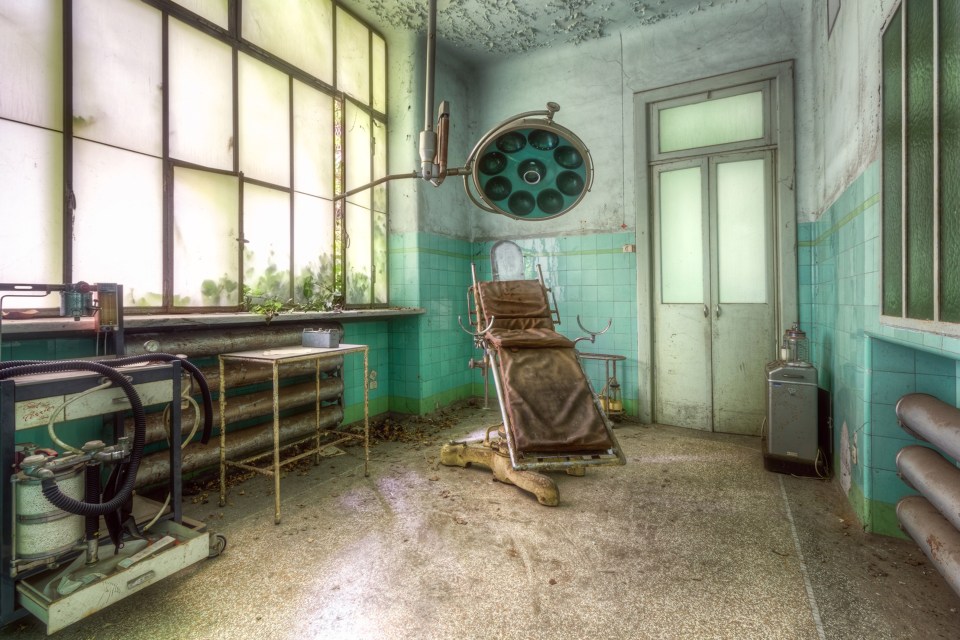  Many would think twice before stepping into any of these eerily empty asylums