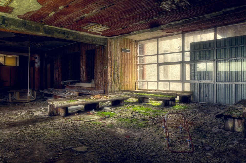  Photographer Roman Robroek has captured a haunting series of pictures of abandoned asylums from around the world