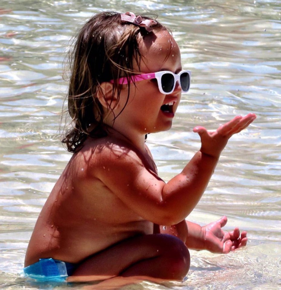  Fans were concerned that the two-year-old should have been wearing sun cream