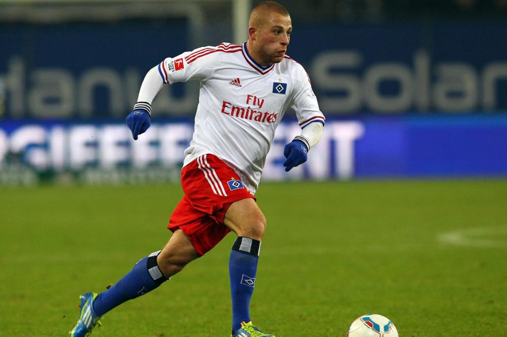  Tore left Stamford Bridge for Germans Hamburg in 2011 before joining Rubin Kazan