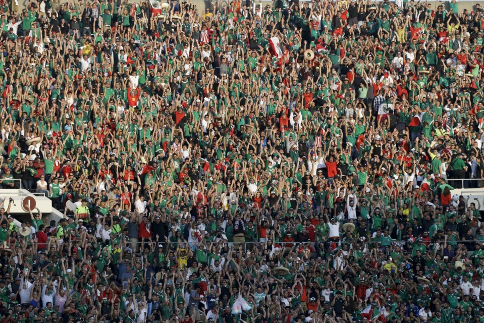 Fans cheer during the first half of a Copa America Centenario Group C soccer match between Mexico and Jamaica at the Rose Bowl, Thursday, June 9, 2016, in Pasadena, Calif. (AP Photo/Jae C. Hong)