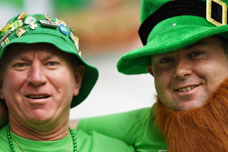 BORDEAUX, FRANCE - JUNE 18: Republic of Ireland supporters enjoy the pre match atmosphere prior to the UEFA EURO 2016 Group E match between Belgium and Republic of Ireland at Stade Matmut Atlantique on June 18, 2016 in Bordeaux, France. (Photo by Dennis Grombkowski/Getty Images)