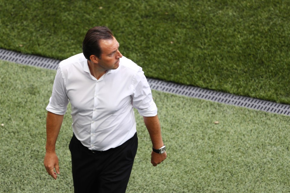 BORDEAUX, FRANCE - JUNE 18: Marc Wilmots manager of Belgium looks on during the UEFA EURO 2016 Group E match between Belgium and Republic of Ireland at Stade Matmut Atlantique on June 18, 2016 in Bordeaux, France. (Photo by Dean Mouhtaropoulos/Getty Images)