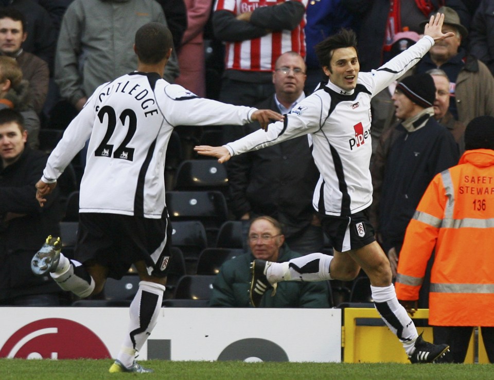  Vincenzo Montella with his trademark goal celebration while at Fulham