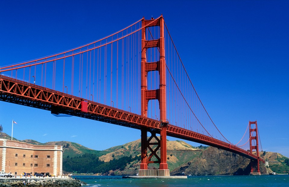  Target ... terror group Isis makes specific threats against San Francisco's Golden Gate Bridge