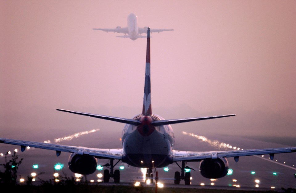 Planes diverted from Gatwick