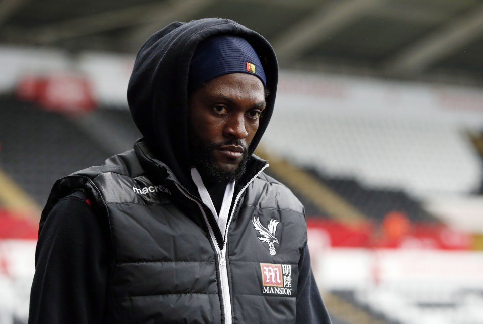  Emmanuel Adebayor has been released by Crystal Palace after just 15 games