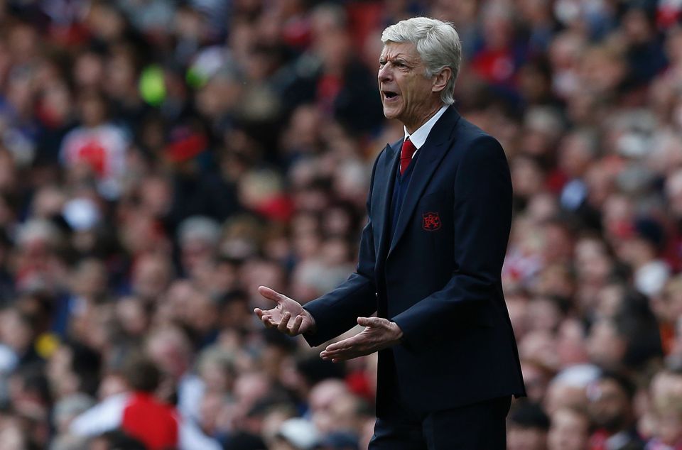  Arsene Wenger needs to sign a new striker this summer