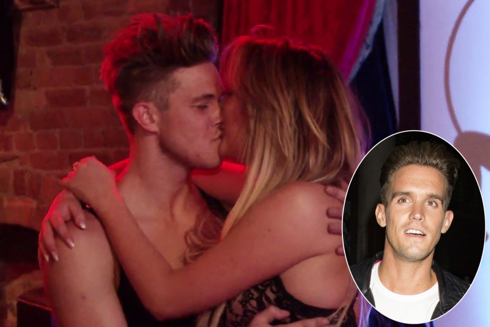  Charlotte and Marty share a smooch - but where is Gaz?