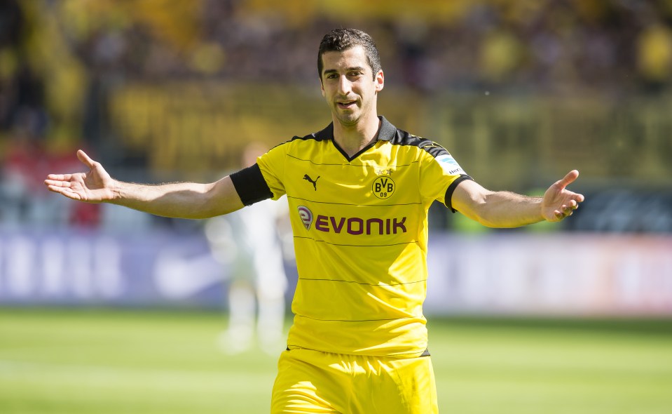  Mkhitaryan will move to United following a £26.3m bid