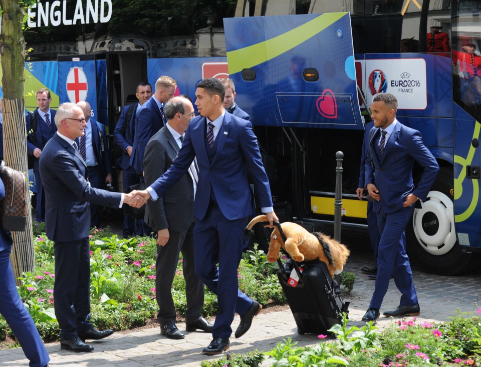  Chris Smalling and the rest of the England team arrival Chantilly France