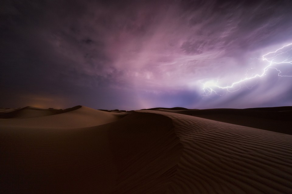 The photos were taken on the remote sand dunes in an area of the UAE called Al Quaa