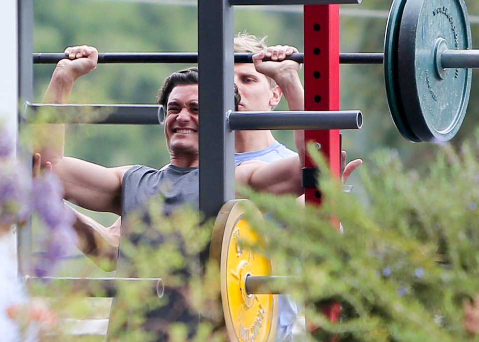  Need a helping hand? Orlando’s trainer kept a watchful eye over him.