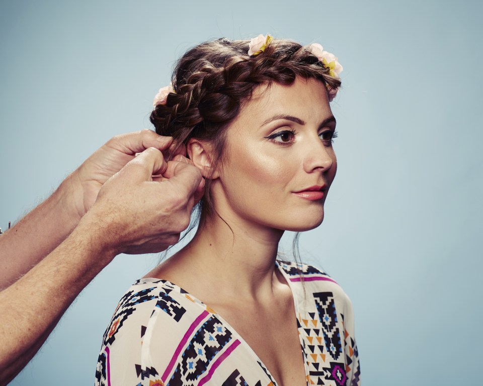  Accessorise with flowers and plenty of hairspray