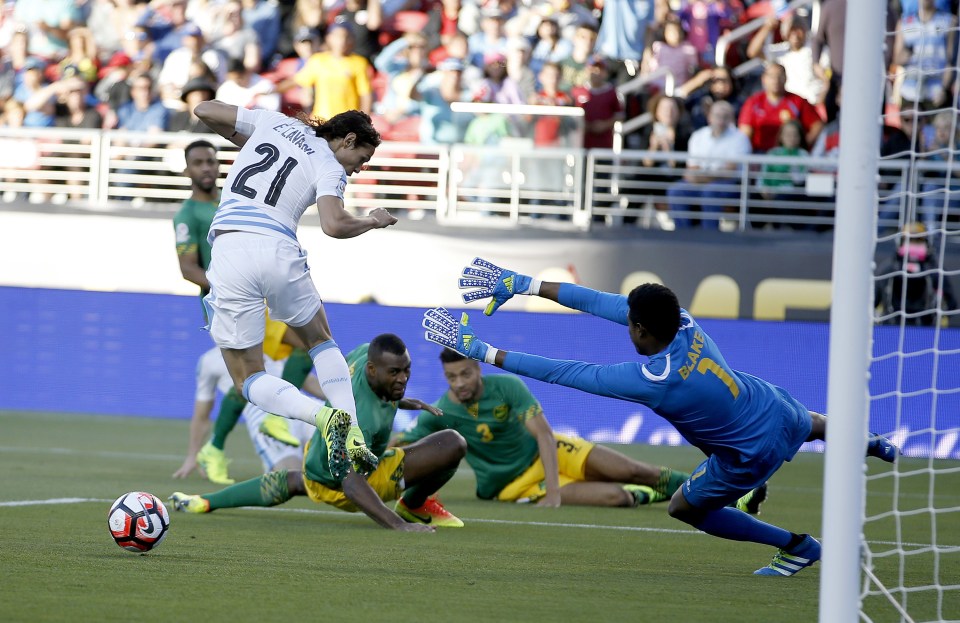 Edinson Cavani is guilty of another miss as Uruguay beat Jamaica