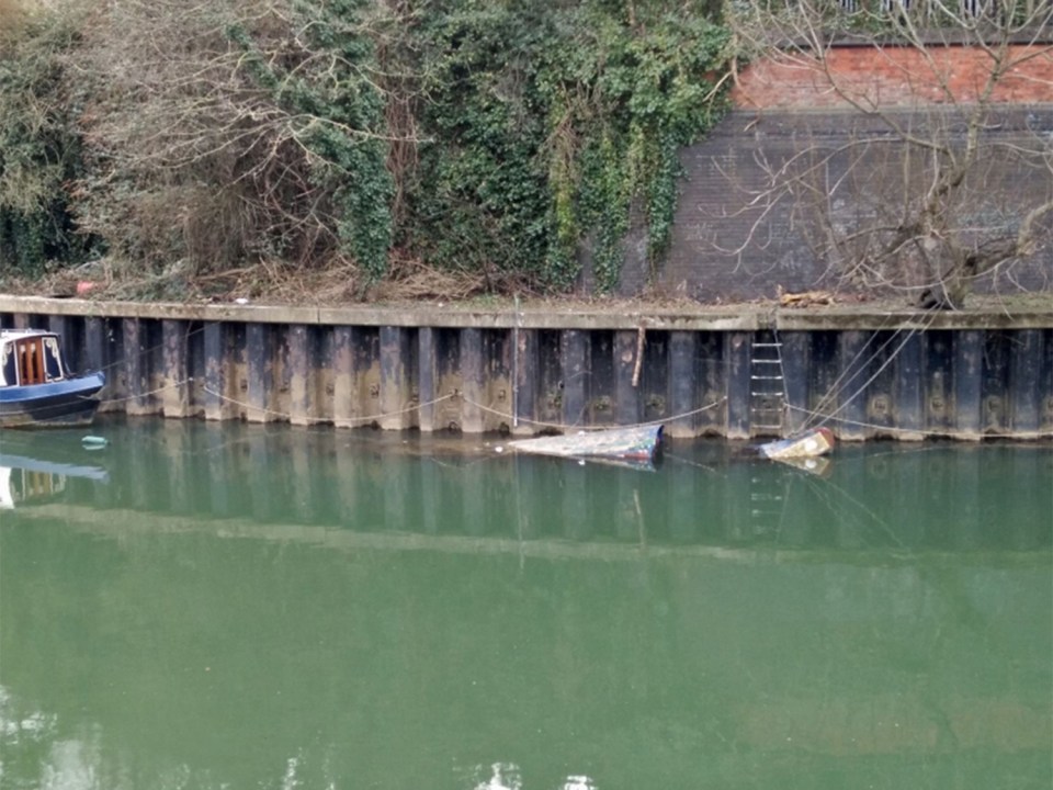 How it looks now... the spot where the boat is moored 