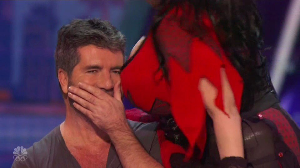  Simon got more than he bargained for during a saucy performance