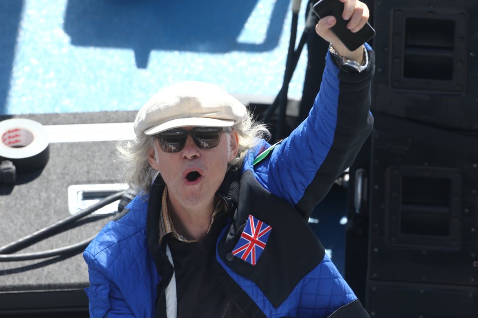 Brexit flotilla Farage Geldof