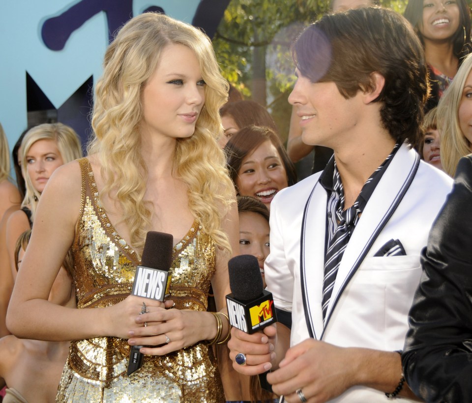  Taylor and Joe Jonas were a power couple to tweens everywhere during the noughties