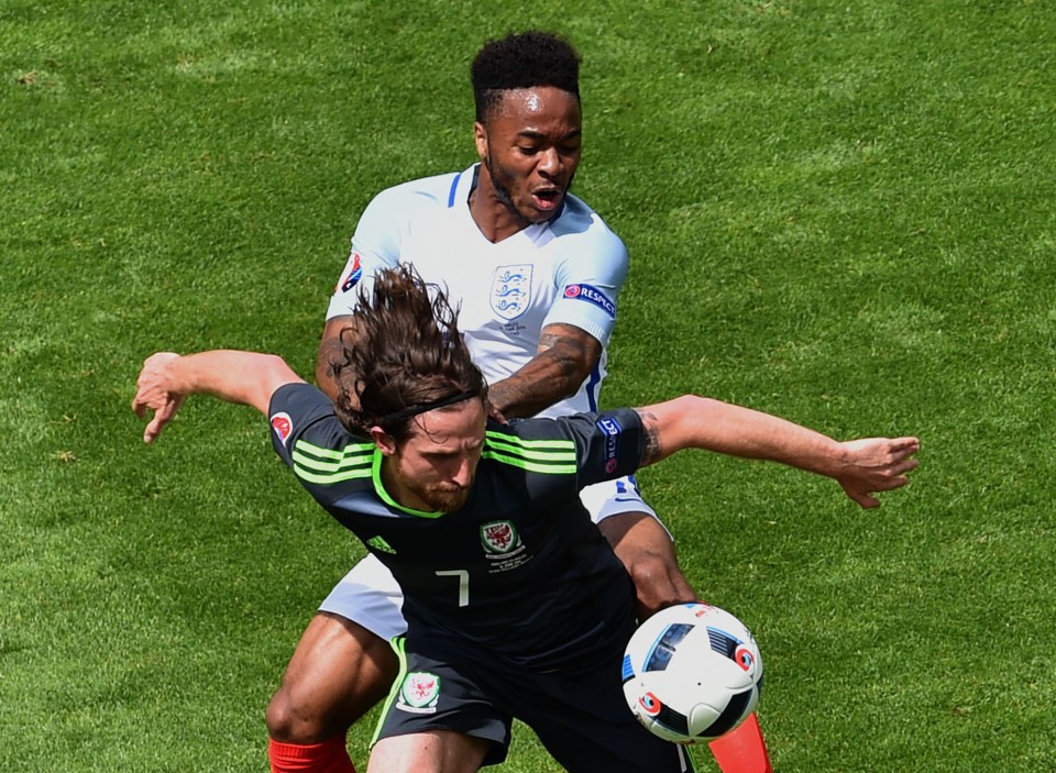  Raheem Sterling had a difficult game against Wales as he fluffed an early sitter before being taken off by Roy Hodgson