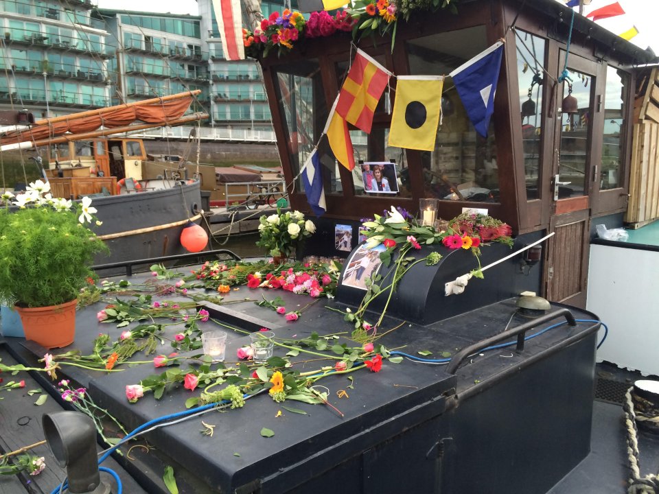  Boat owners in Heritage Mooring where Cox lived paid tribute