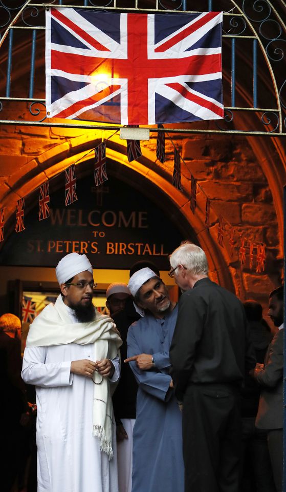  People of all faiths attended the service to pay tribute