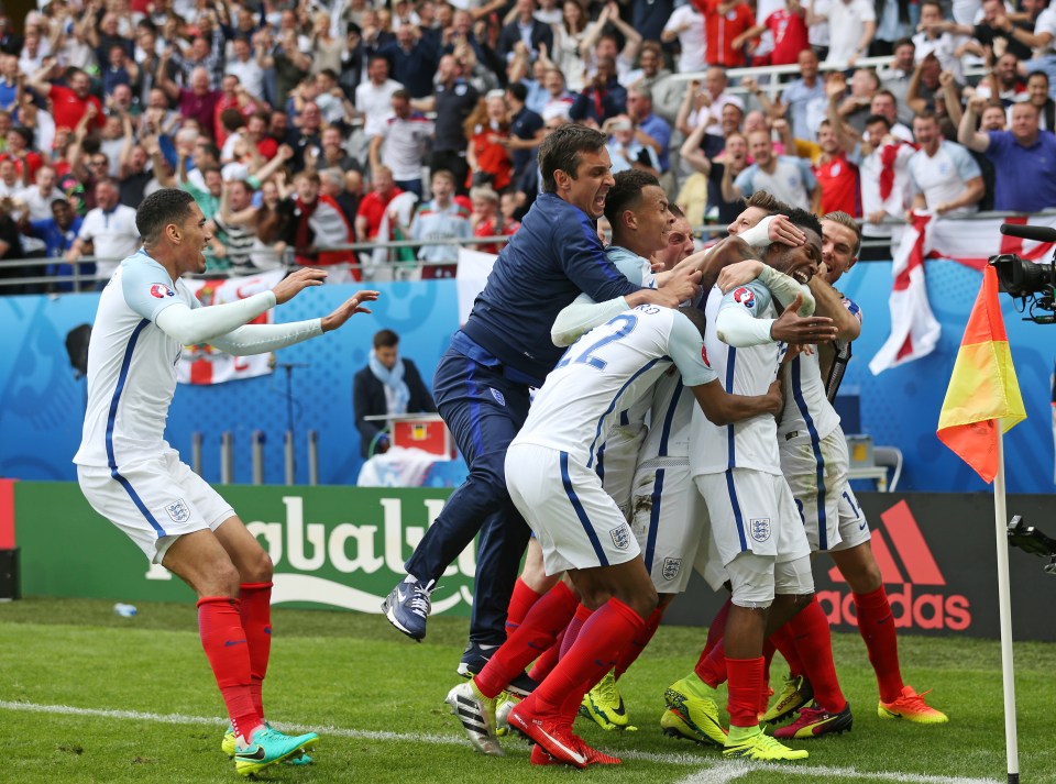 England v Wales - UEFA European Championship 2016 - Group B - Stade Felix Bollaert-Delelis