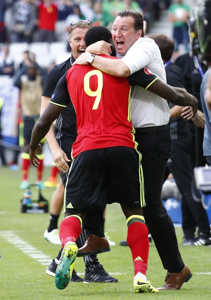 Everton striker Lukaku celebrates with boss Marc Wilmots