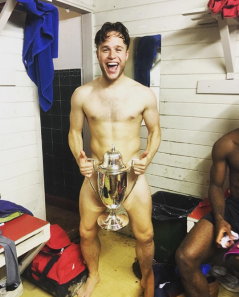 It's rare we see Olly Murs with his kit on these days!