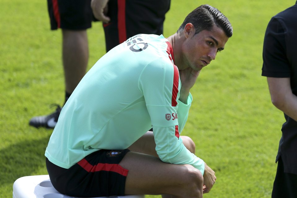  Cristiano Ronaldo couldn't hide his sadness during training