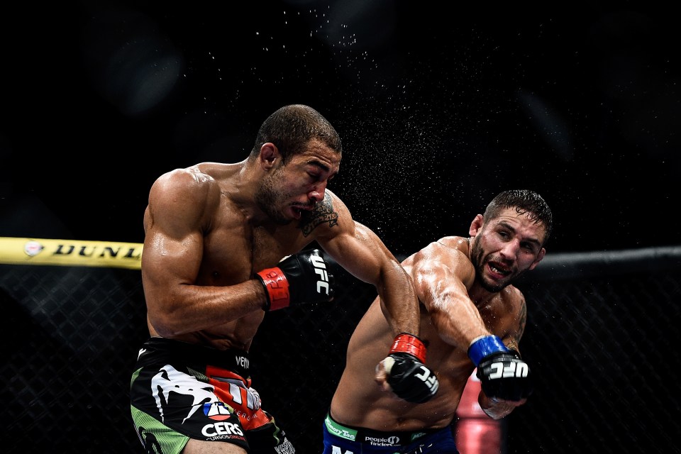  Title challenger: Mendes twice faced Jose Aldo for the UFC featherweight title