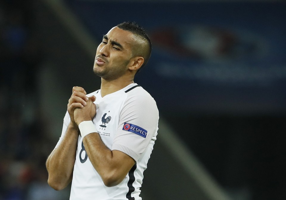  Dimitri Payet reacts in frustration after his volley hits the bar