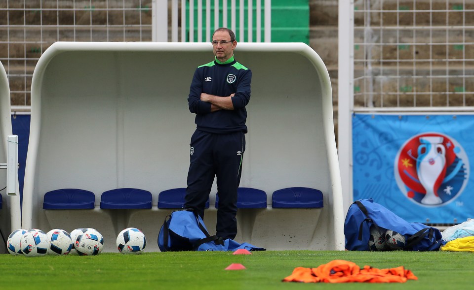 Ireland manager Martin O'Neill takes training ahead of Italy clash