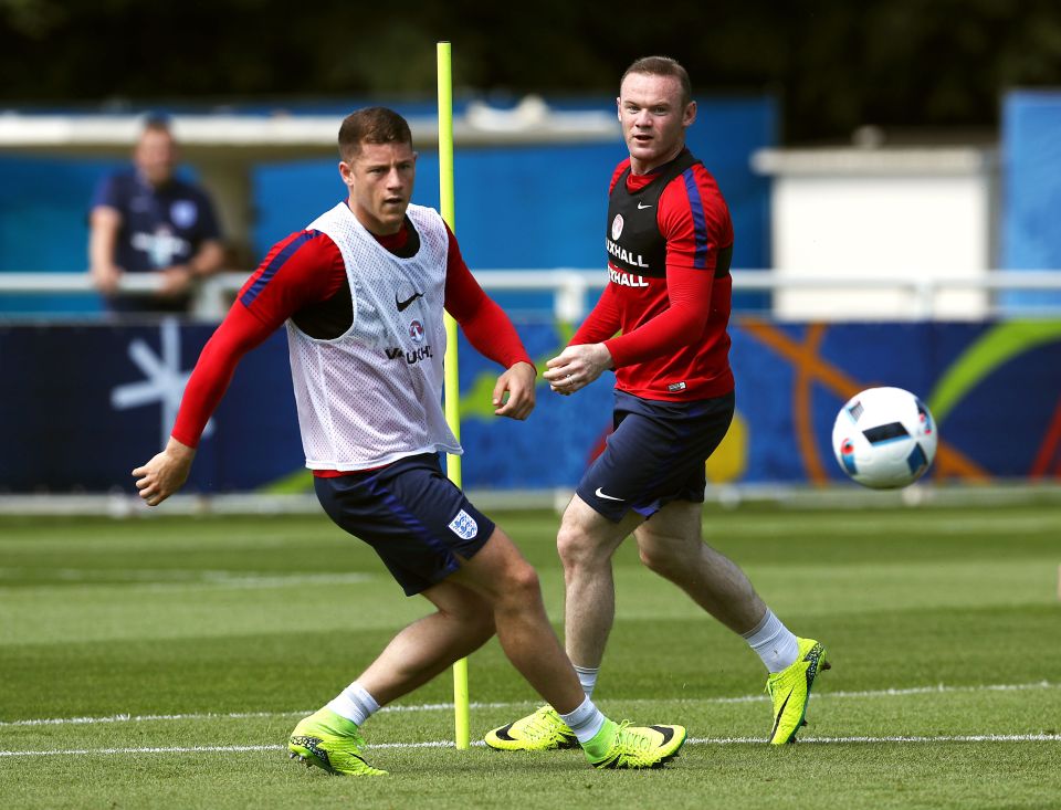  David Platt would play Wayne Rooney with Ross Barkley