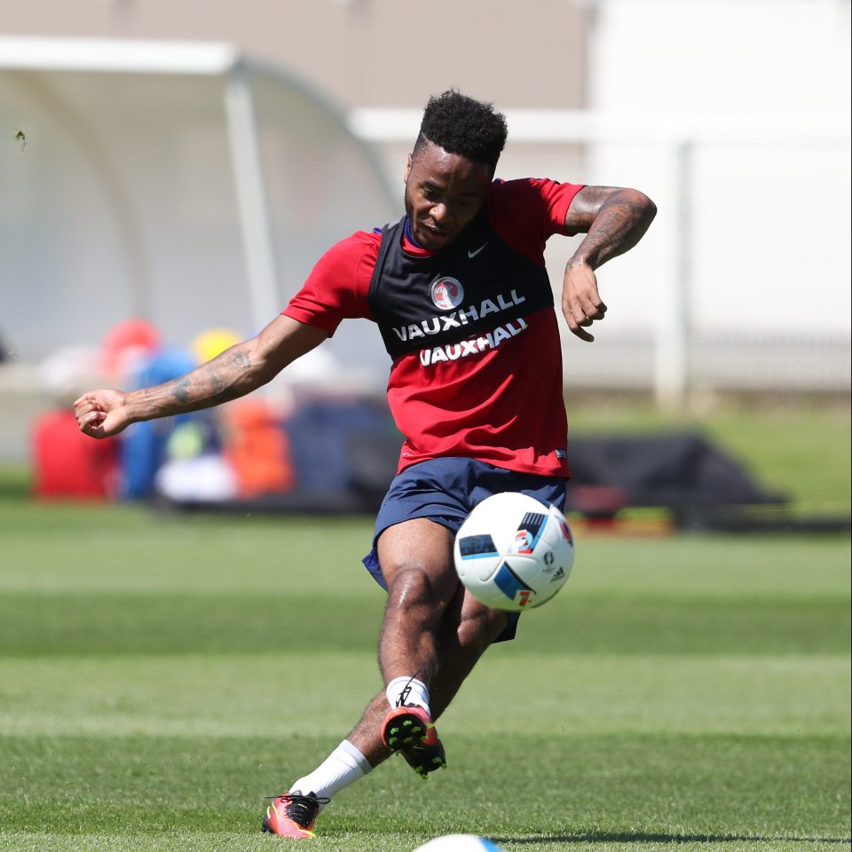  England could ask Raheem Sterling to hug the touchline